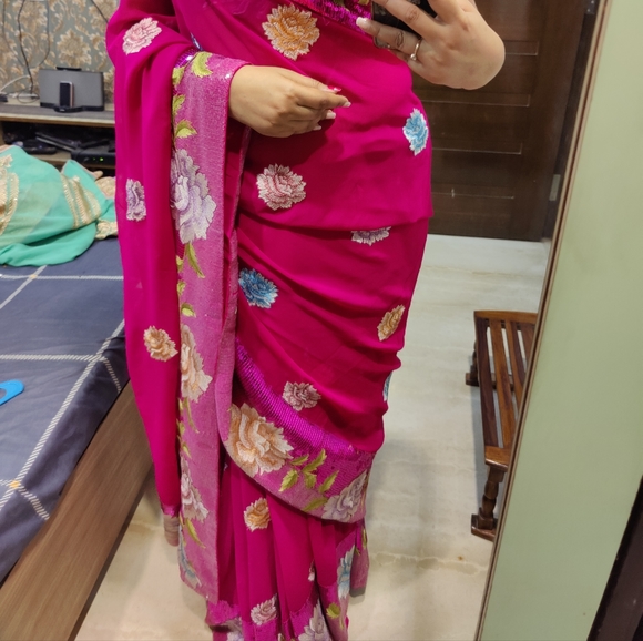 Designer Party wear Embellished Saree - Picture 7 of 7